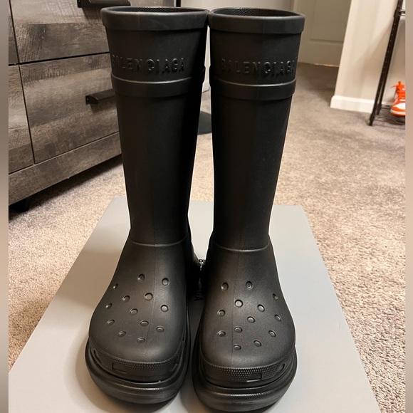 Black Balenciaga Croc boot - Picture 7 of 8